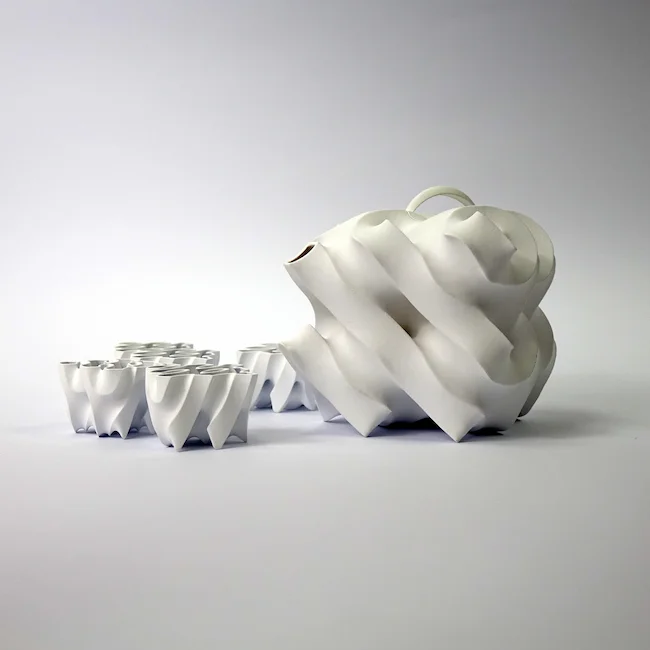 Vapor Breeze Tea Set by Naai-Jung Shih